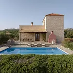 Ellotia & Asterion By Forest Villa Rethymno (Crete)