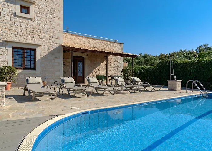 Ellotia & Asterion By Forest