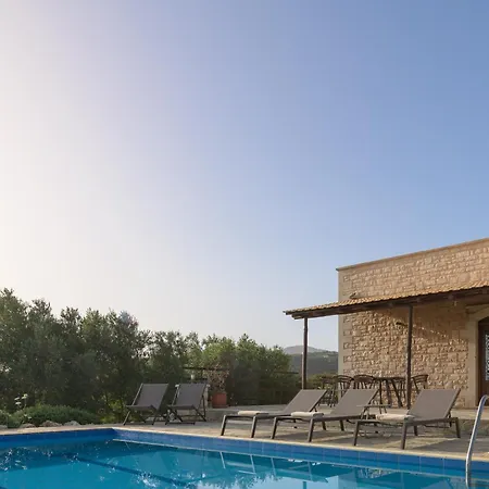 Vila Ellotia & Asterion By Forest *