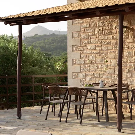 Ellotia & Asterion By Forest Vila *