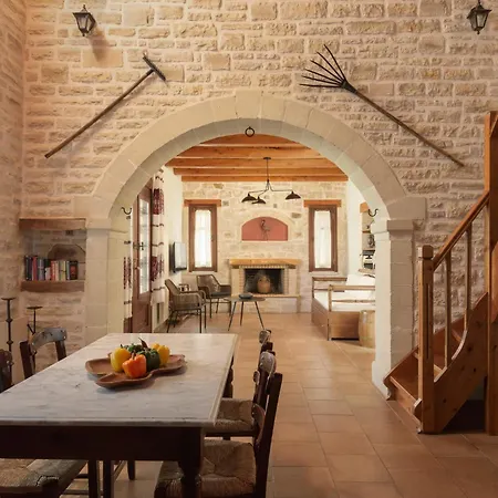 Ellotia & Asterion By Forest Вилла